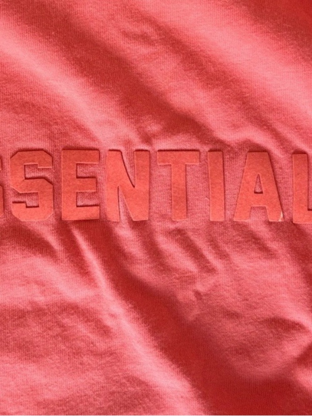 ESSENTIAL Embossed Sweatshirt - Coral Pink